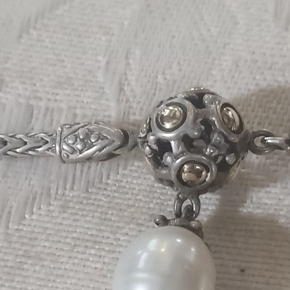 John Hardy Jaisalmer Onyx and Pearl 3 Strand Drop Necklace, SS & 18k - Picture 14 of 14